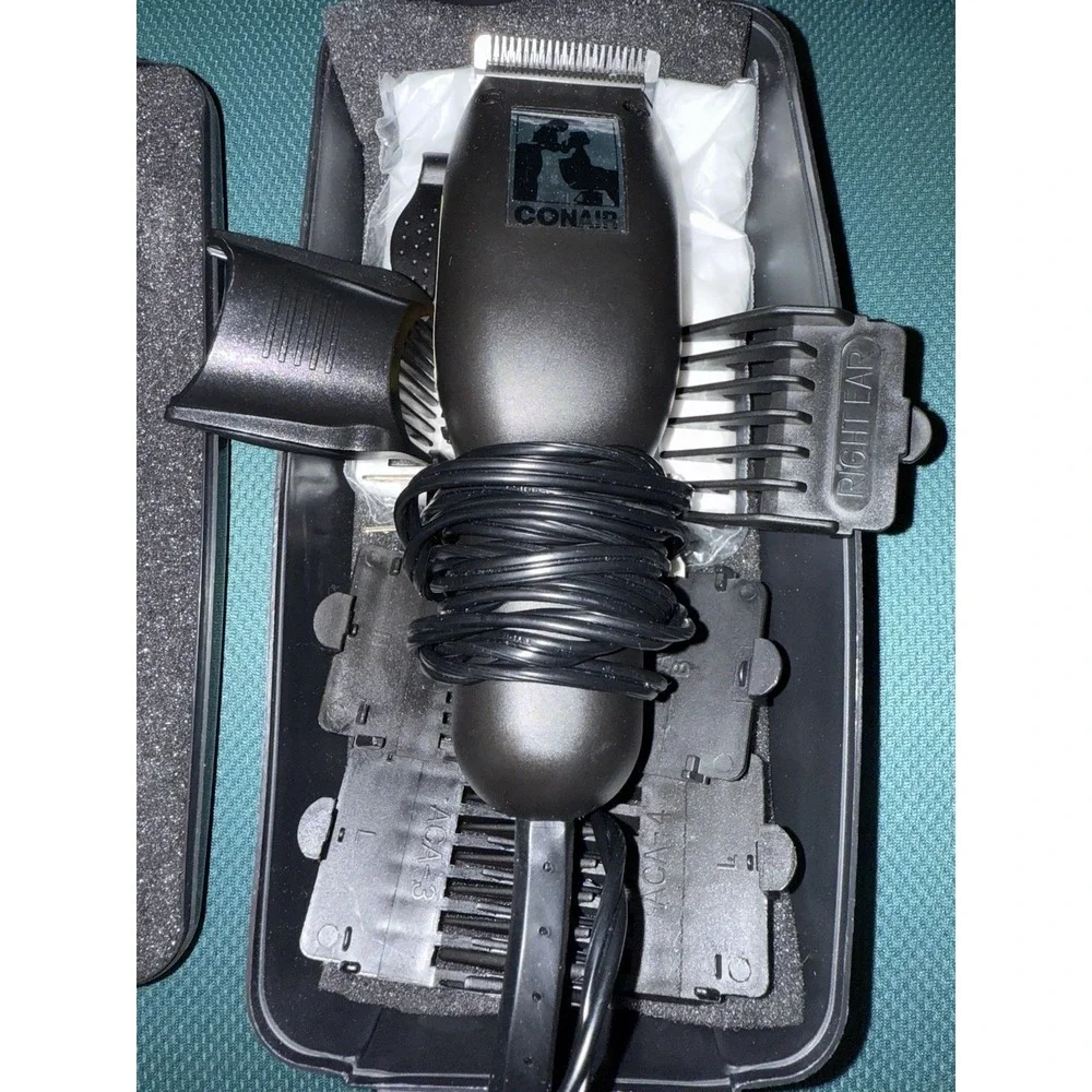 ConAir Electric Hair Clipper Model HC111R With Accessories Adjustable Power